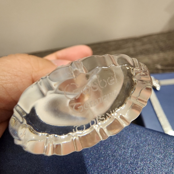 Vintage Goebel Disney Mickey and Minnie Mouse Glass Figurines - Picture 6 of 7